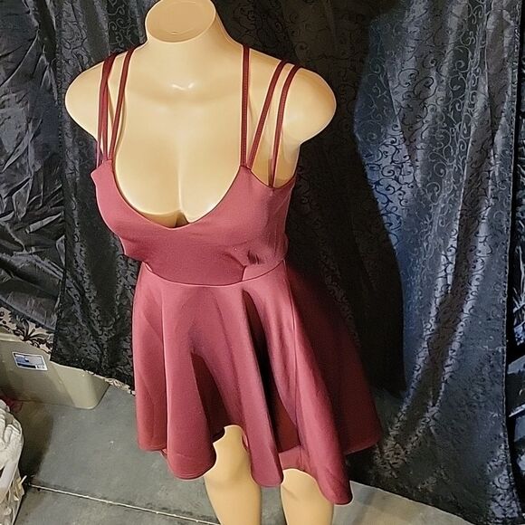 BRANDY BLU BURGUNDY LONG BACK SHORT FRONT SPAGHETTI STRAP WOMEN"S DRESS - Picture 9 of 10